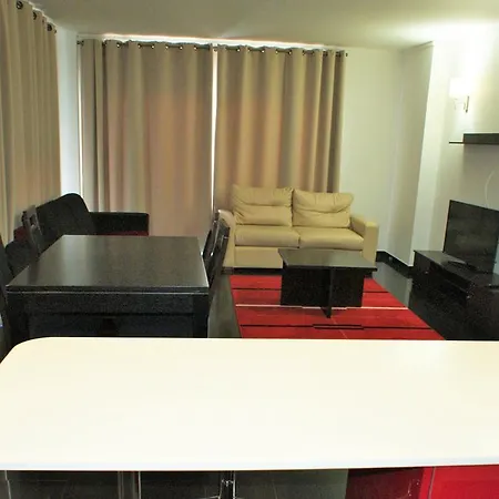 Turisticos Rocha Tower 7 公寓 *