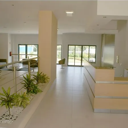 Turisticos Rocha Tower 7 דירה *